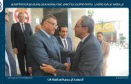 محافظ قنا الجديد يبدأ مهام عمله بمراسم تسليم وتسلم مع المحافظ السابق