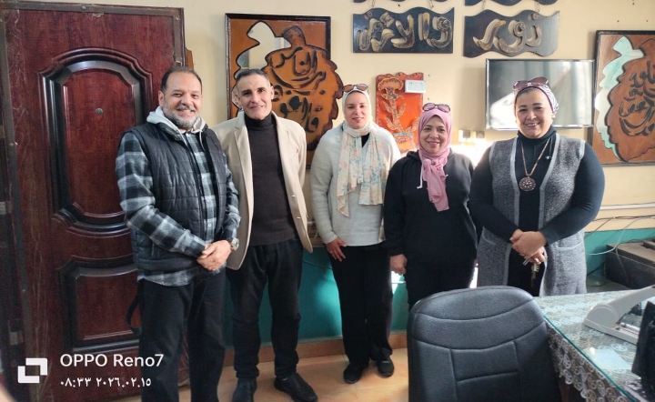 جولة تفقدية لوكيل تعليم البحر الأحمر لمتابعة انتظام الدراسة بمدرسة السلام الابتدائية