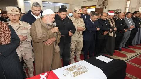 الآلاف يشيعون جنازة الشهيد العميد أحمد سمير في المنوفية