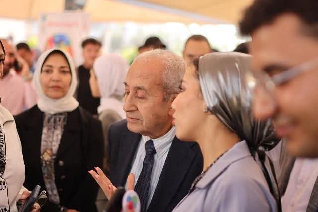 صيدلة الجامعة المصرية الروسية تنظم حملة لـ