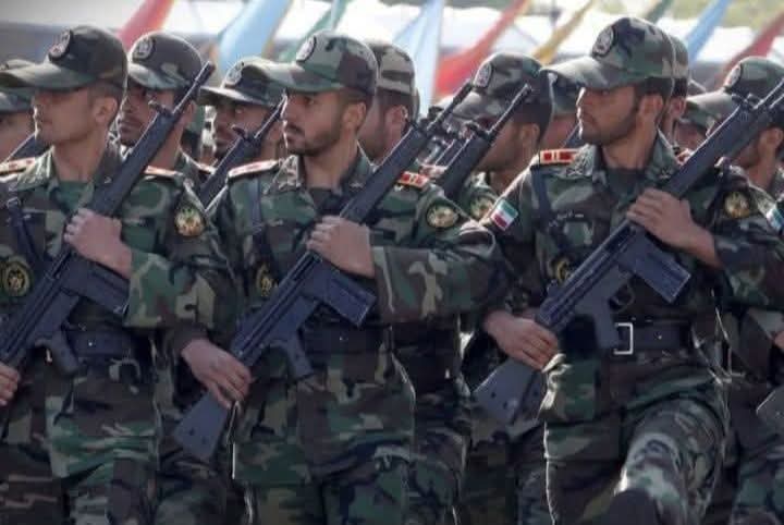 الجيش الإيرانى يعلن استمرار المواجهة حتى خضوع العدو الكامل