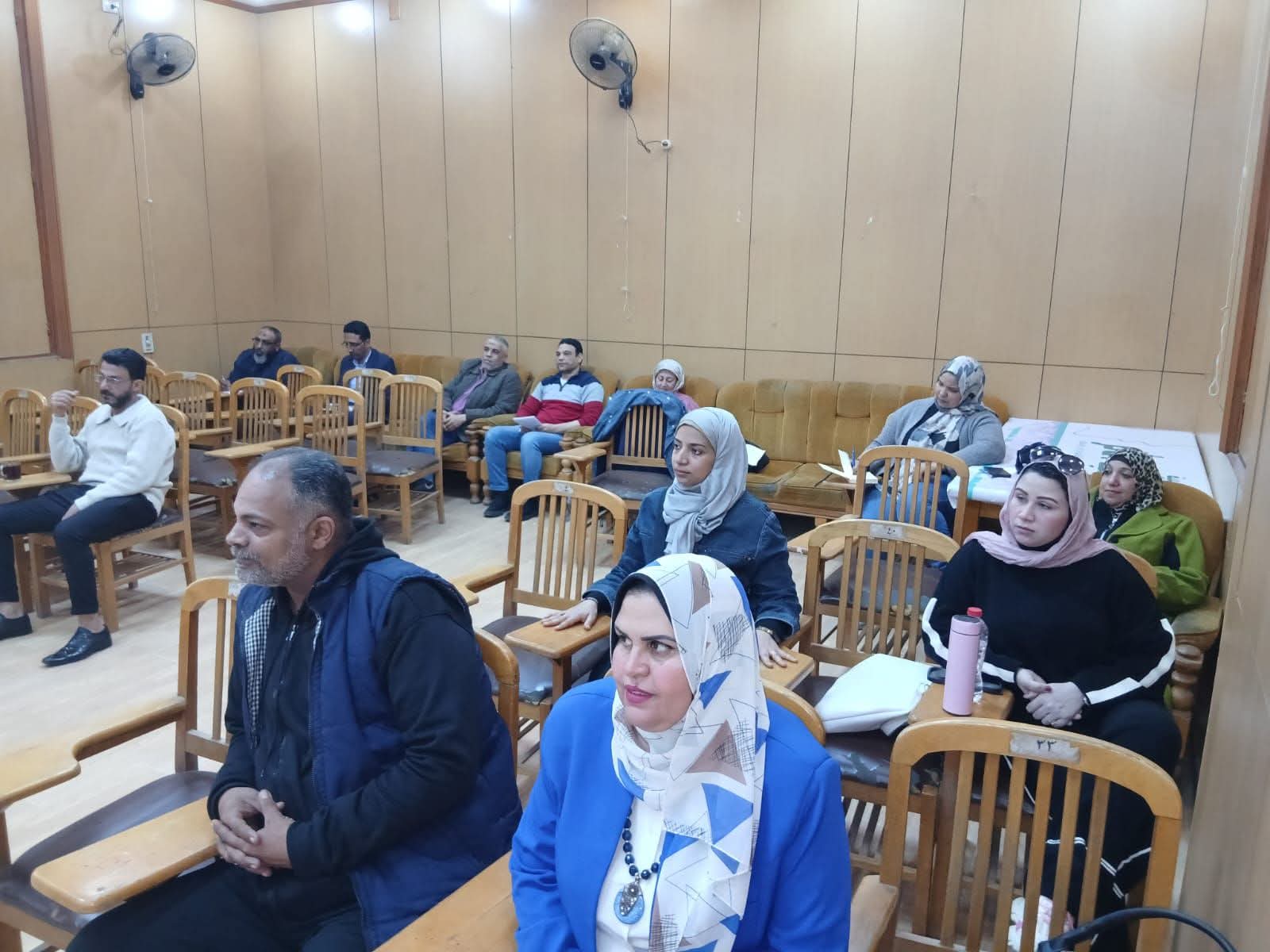إعداد القادة تطرح تشريعات السلامة بمصر الجديدة