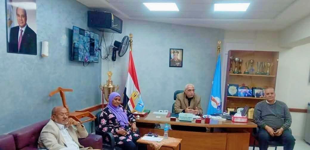 تعليم البحر الأحمر يشدد على الانضباط المدرسى ويوجه بتطبيق حازم للتعليمات داخل مدارس اللغات بالغردقة