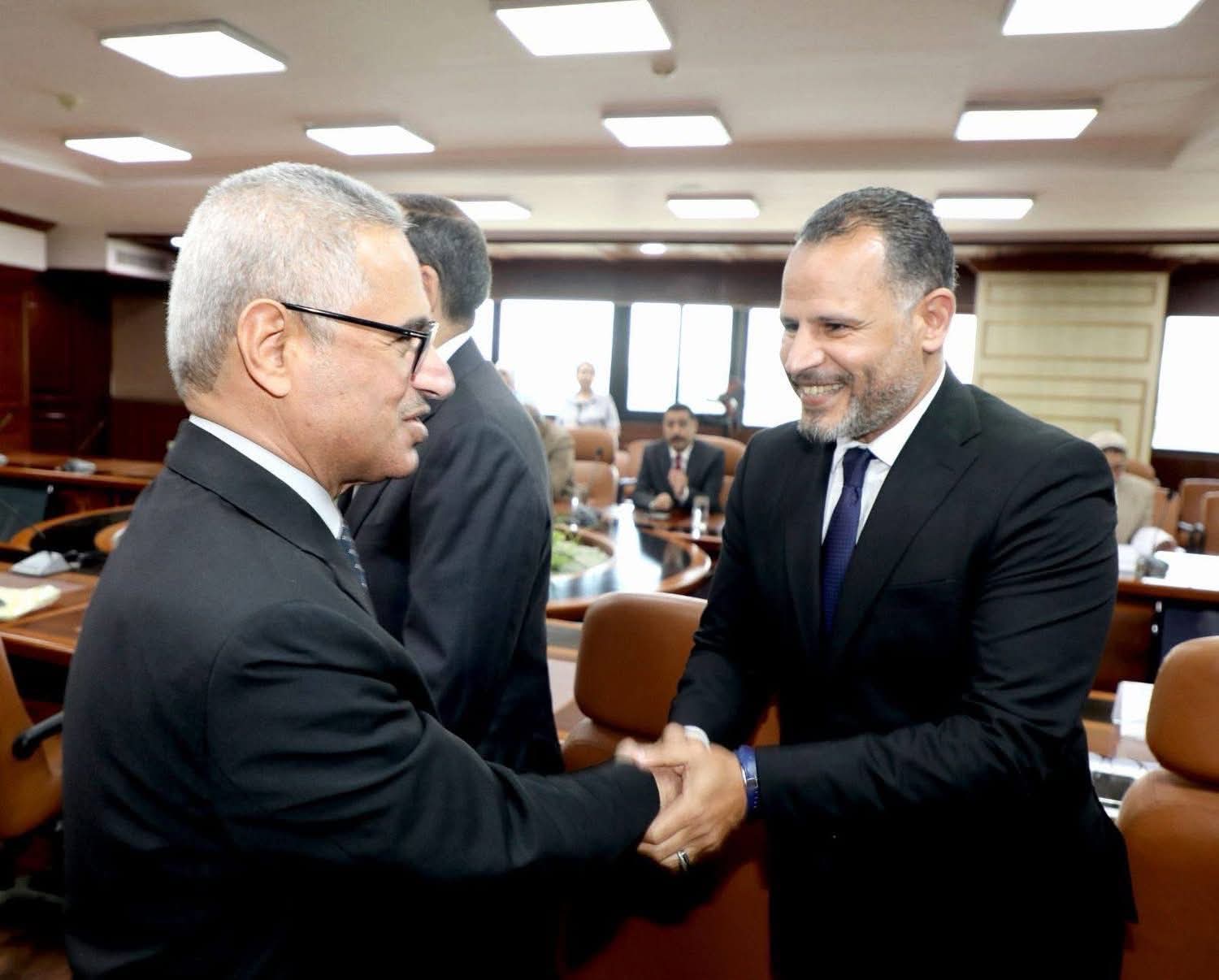 النائب محمد فاروق يناقش مع محافظ بنى سويف عددا من الملفات الخدمية ويزف بشرة سارة لأهالي مركز ناصر 