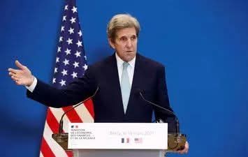 نحن ننزلق لـحرب مجانين جون كيري يجلد الجميع إيران بلا كبير وترامب أسقط شعار أمريكا أولا