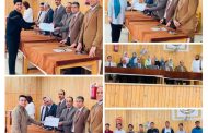 قسم القانون العام الإدارى والدستورى بحقوق قنا يكرم المتفوقين