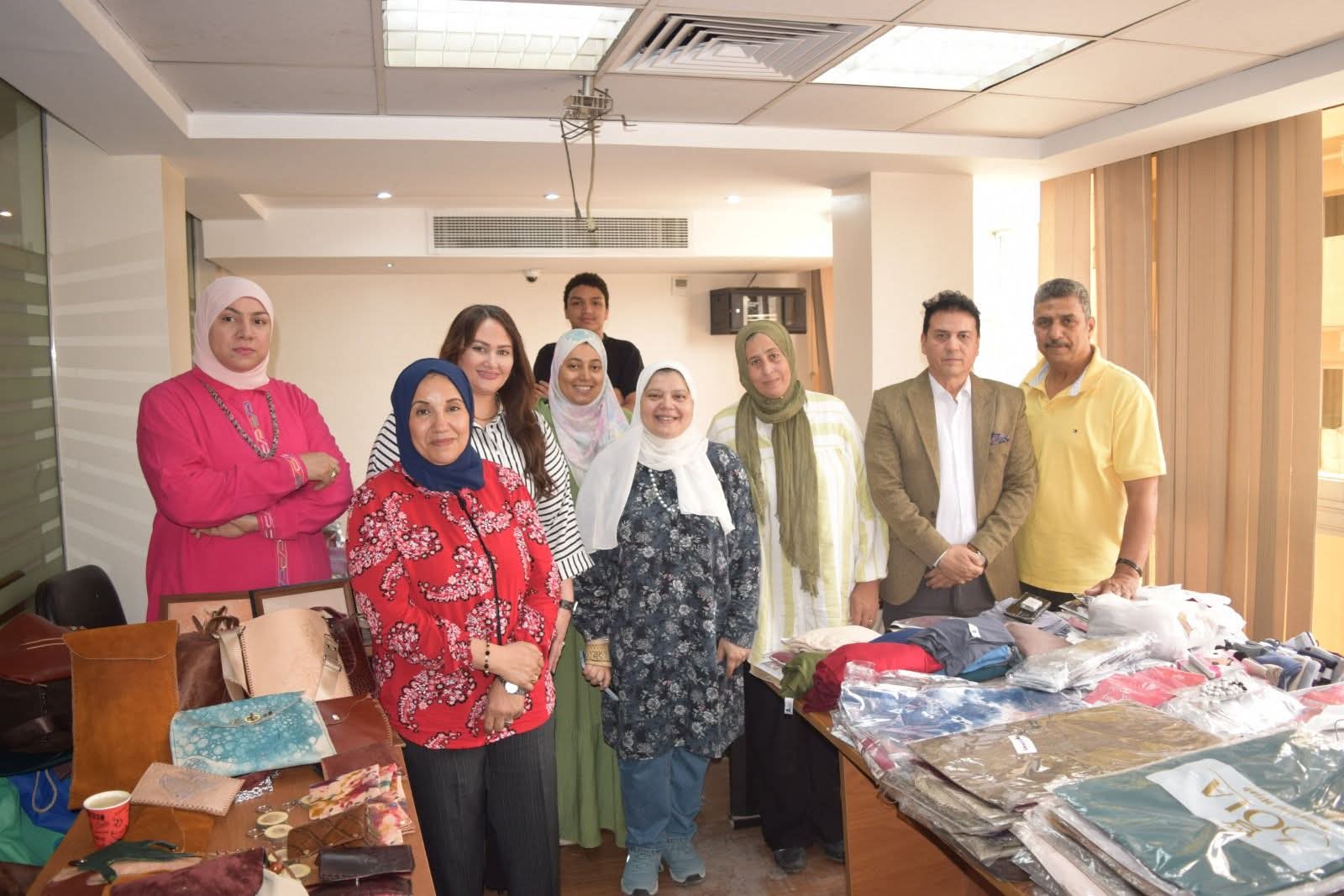 غرفة القاهرة التجارية تساند الحرف اليدوية والتراثية بورش تدريبية ومعارض ترويجية