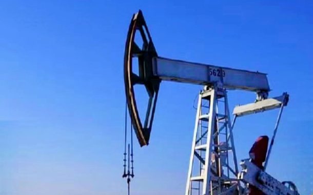 النفط يتراجع 3%.. وبرنت فوق 73 دولار رغم فتح مضيق هرمز
