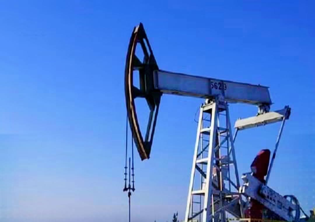 النفط يتراجع 3%.. وبرنت فوق 73 دولار رغم فتح مضيق هرمز