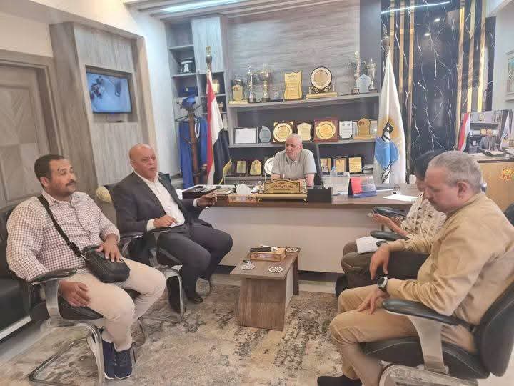 رئيس شركة مياه الشرب والصرف الصحي بقنا يستقبل النائب مصطفى محمود عضو مجلس النواب