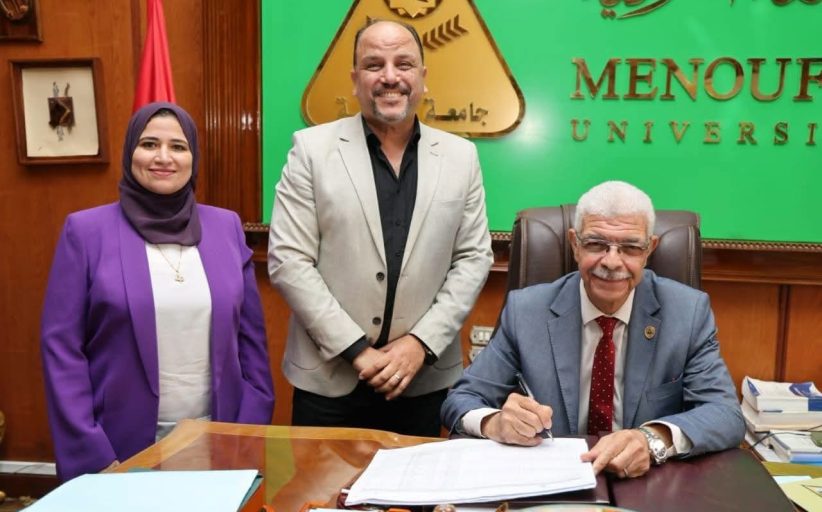 رئيس جامعة المنوفية يعتمد نتيجة أول دفعة بكلية طب الأسنان بنسبة نجاح 100% ويؤكد: مستشفى الأسنان الجامعي يقترب من الانطلاق