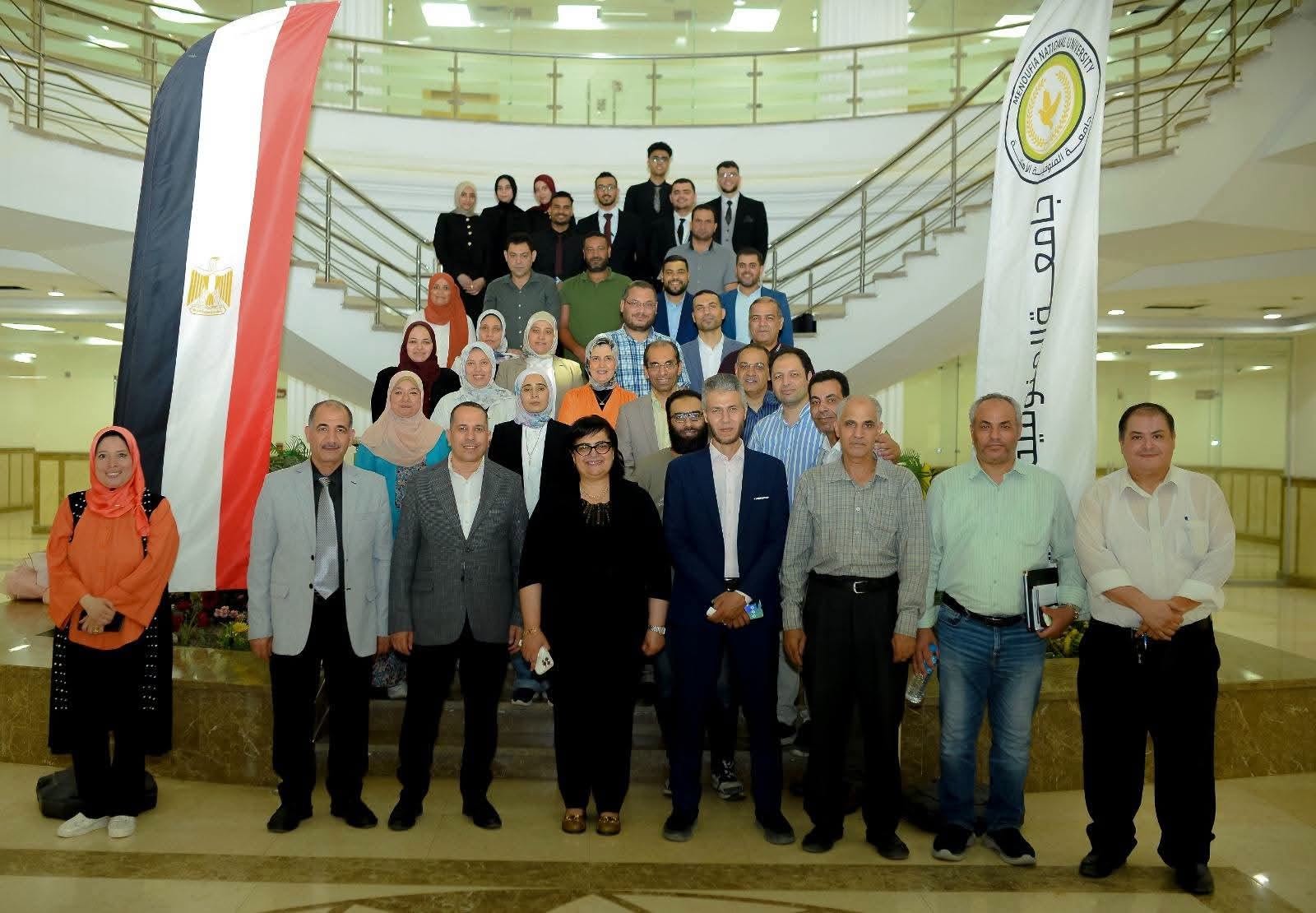 جامعة المنوفية الأهلية تحتفل بمناقشة مشروعات تخرج أول دفعة بكلية الحاسوب والذكاء الاصطناعي.. ابتكارات تواكب مستقبل التكنولوجيا