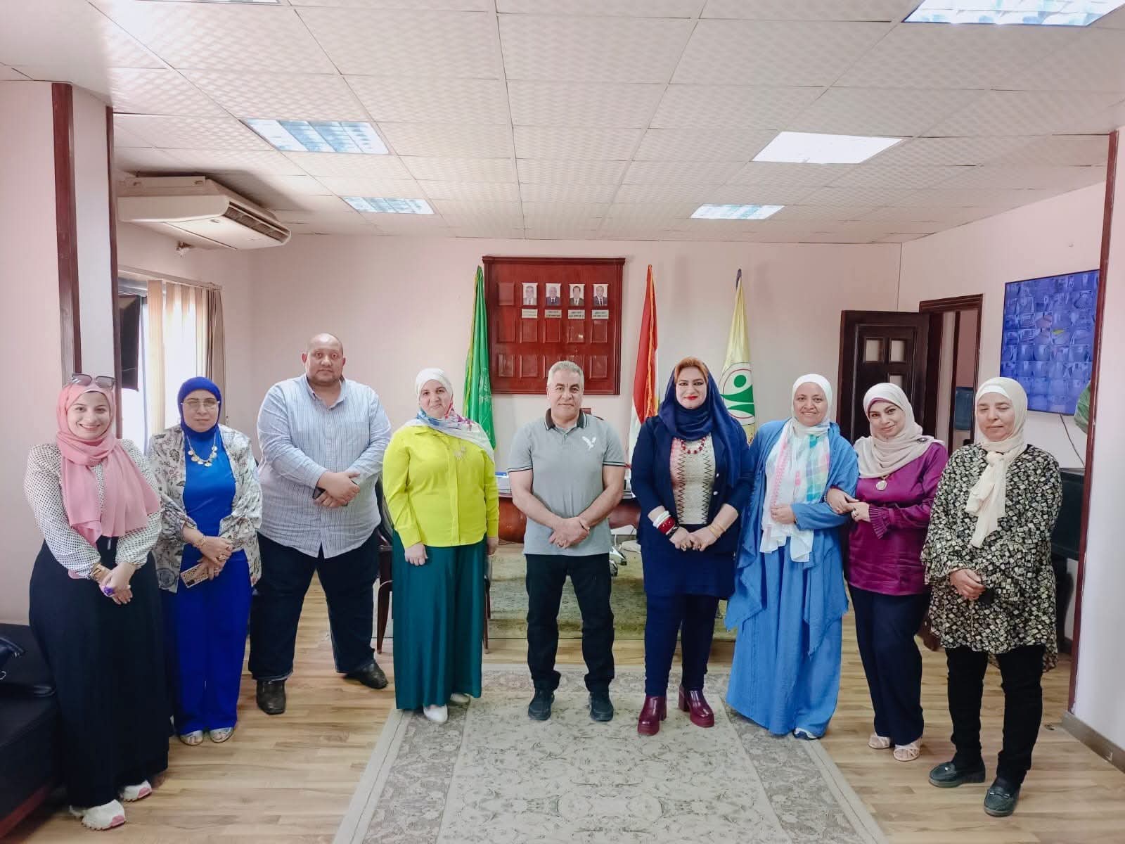 فريق مركز ضمان الجوده يراجع معايير الاعتماد المؤسسي لكلية العلوم الرياضية بجامعة المنوفية