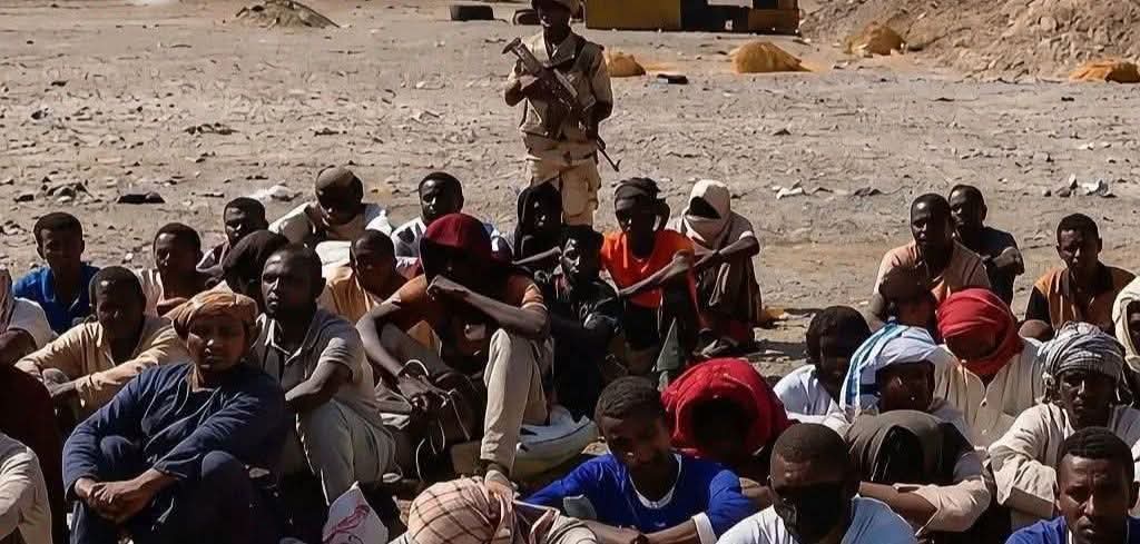 المتحدث العسكرى يؤكد نجاح القوات المسلحة فى ملاحقة الخارجين على القانون وحماية ثروات الدولة
