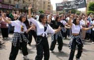 بدلة الامتحان ولا بدلة الاحتفال