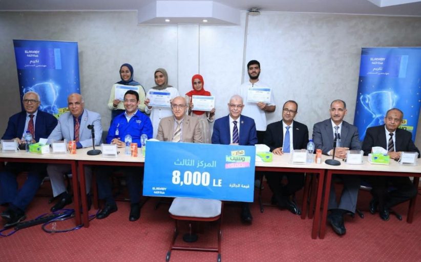 رئيس جامعة المنوفية يؤكد: الشراكة مع الصناعة ركيزة أساسية لإعداد خريج قادر على المنافسة