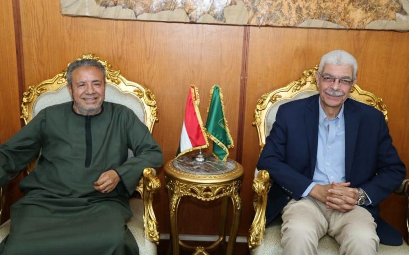 رئيس جامعة المنوفية يعلن بدء تشغيل أحدث أجهزة الليزر والمناظير بقسم جراحة المسالك البولية ويوجه الشكر للحاج صلاح خطاب على دعمه للمستشفيات الجامعية
