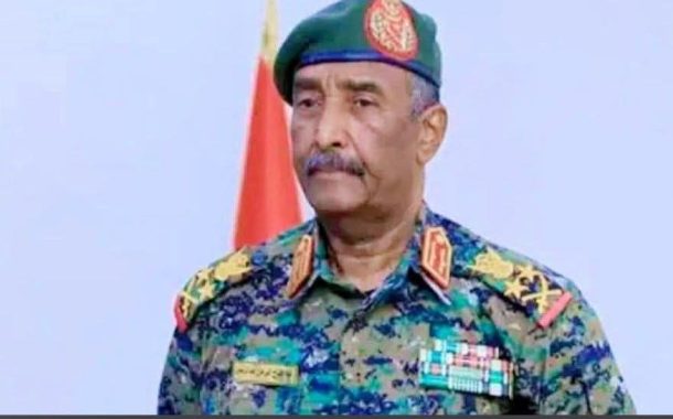 البرهان يتعهد بدحر الدعم السريع ومنع تكرار التجربة القاسية: القصاص لـ دماء الشعب واجب ولن نفرط فيه