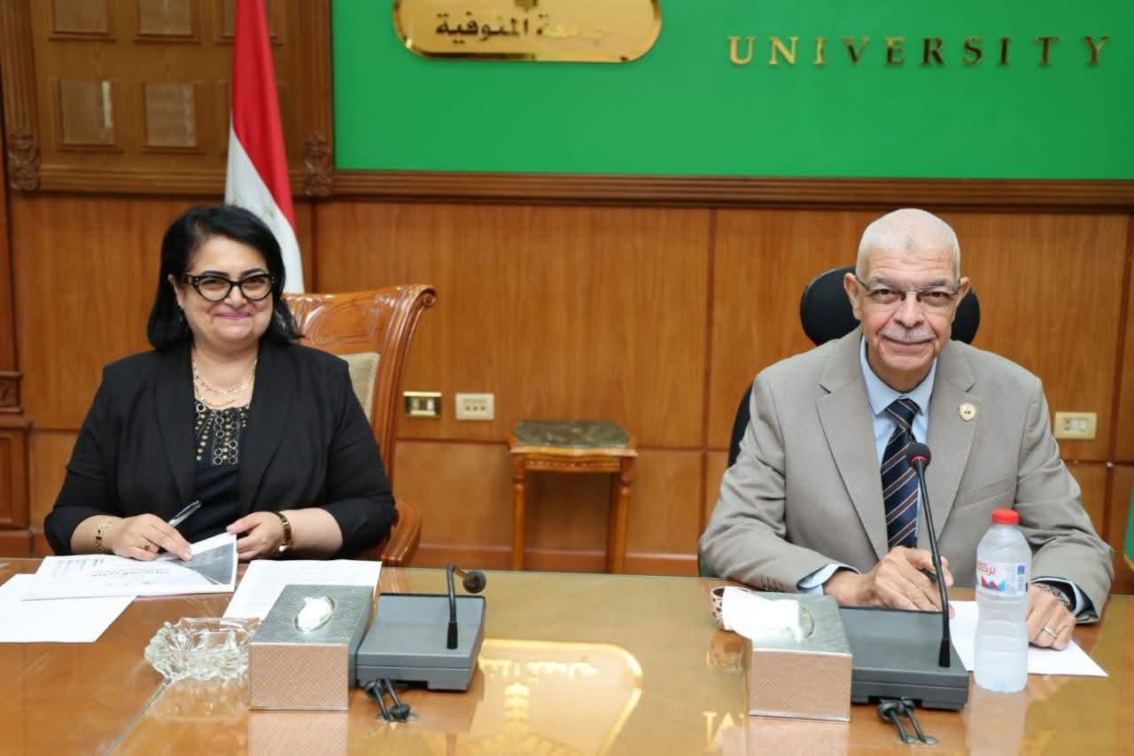 استجابةً للإقبال المتزايد على جامعة المنوفية الأهلية.. رئيس جامعة المنوفية يستعرض مقترحات إنشاء مبنى مدرجات متكامل وفق أحدث المعايير الهندسية