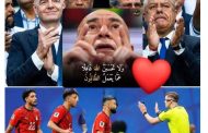 رئيس الفيفا جياني إنفانتينو شكل بيتكسر الكرسى الهزاز إلى جالس علية خلاص